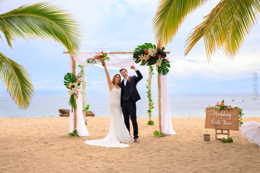 Costa Rica Destination Weddings on the Beach